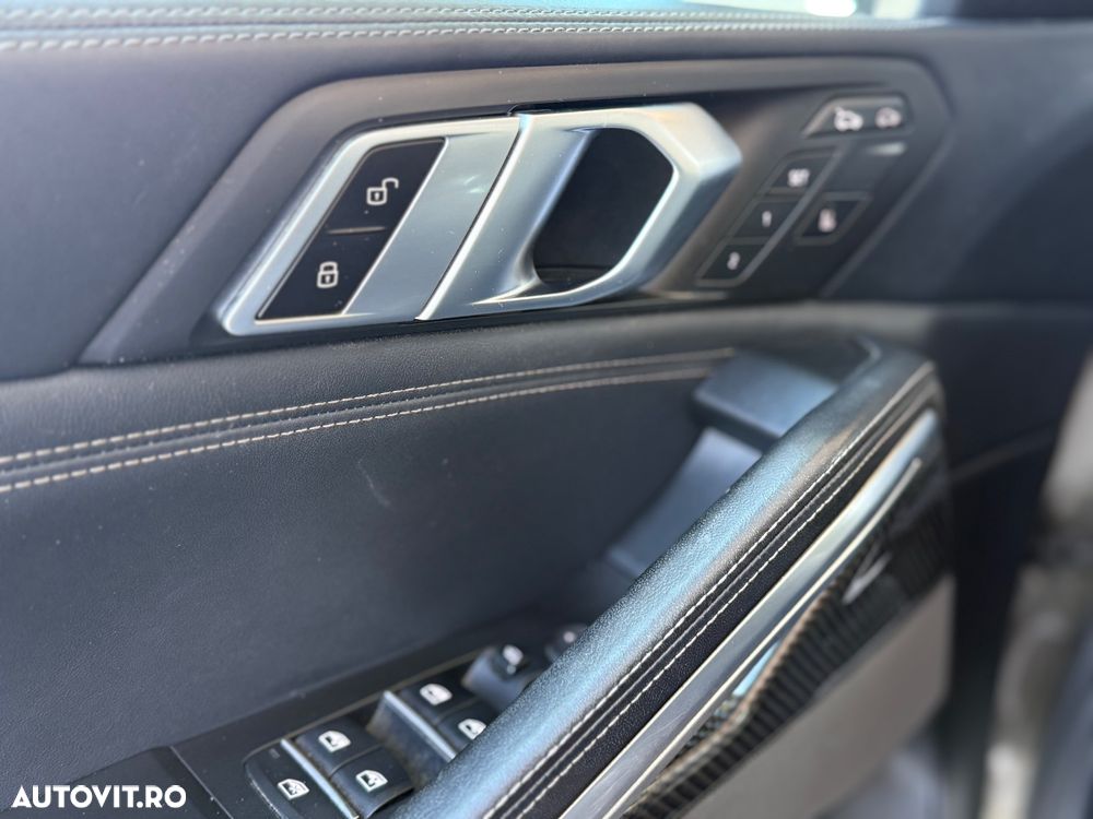 BMW X6 xDrive40i - 10