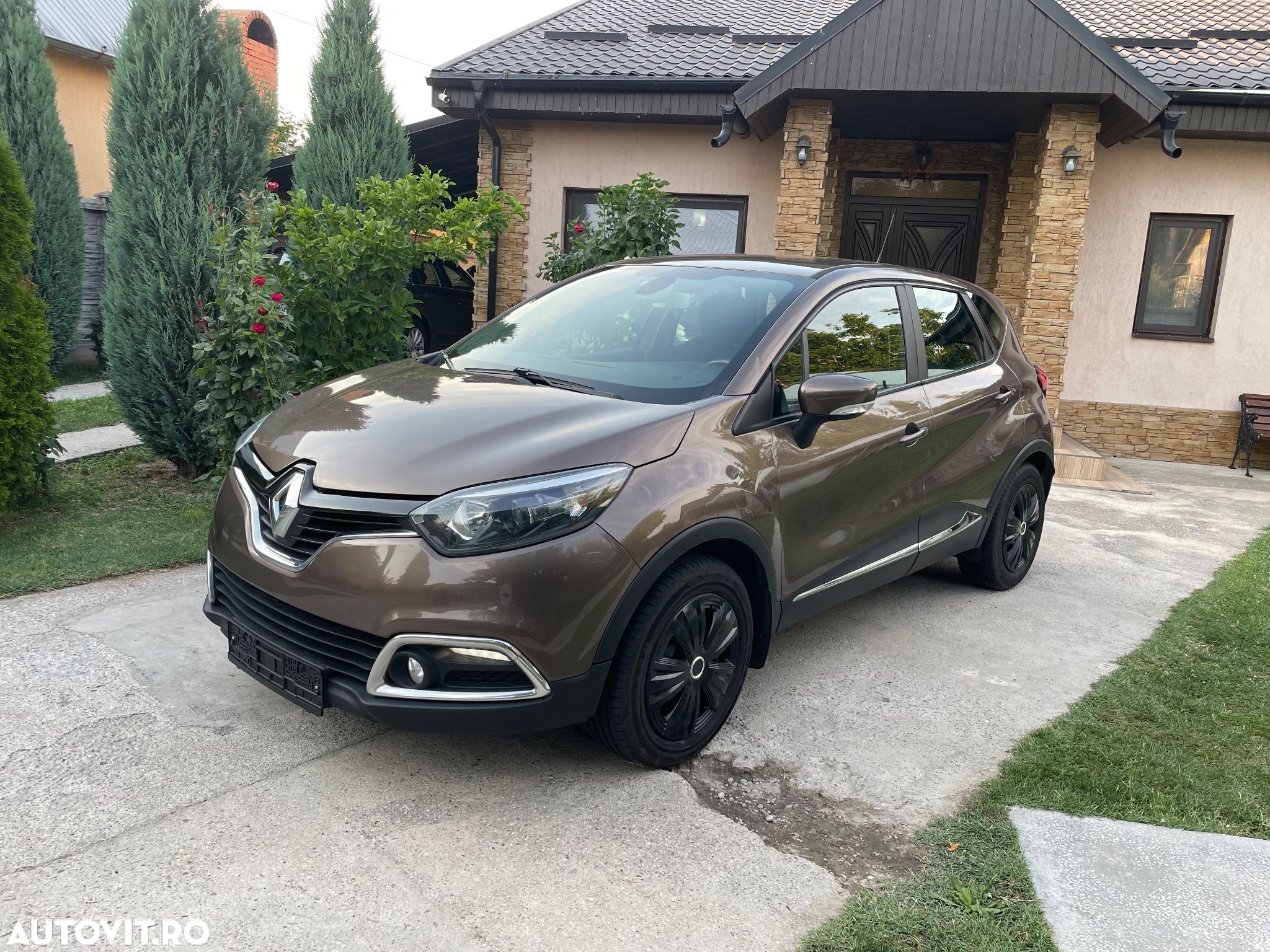 Renault Captur - 1