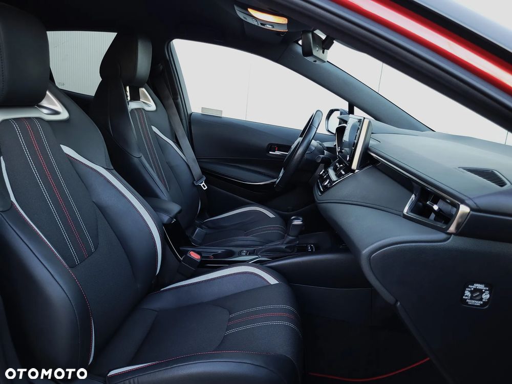 Toyota Corolla 1.8 Hybrid GR Sport - 12