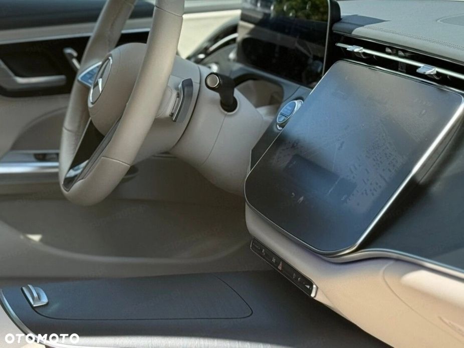 Mercedes-Benz Klasa E - 9