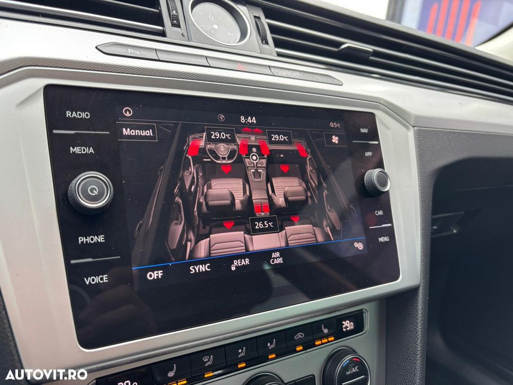 Volkswagen Passat - 18