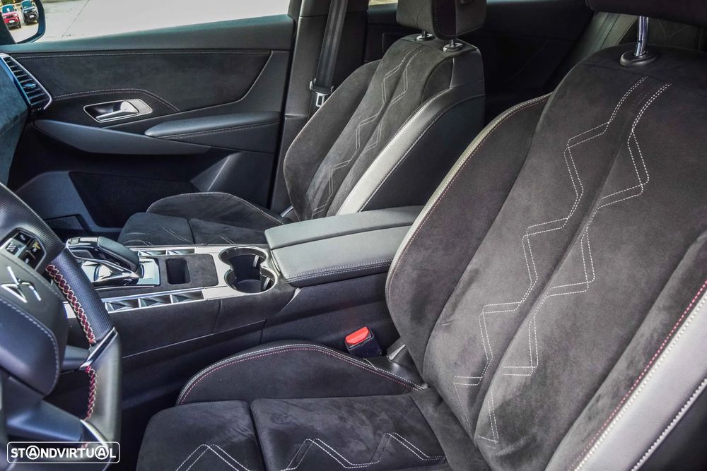 DS DS7 Crossback E-Tense Performance Line EAT8 - 15