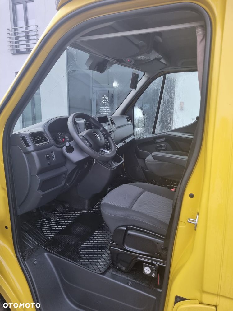Renault Master - 10