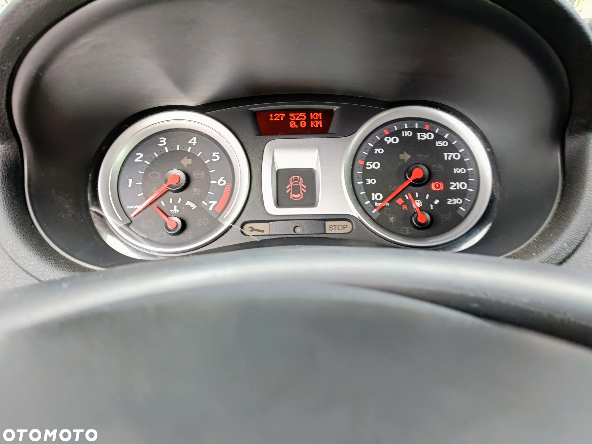 Renault Clio 1.2 16V Grandtour Authentique - 9
