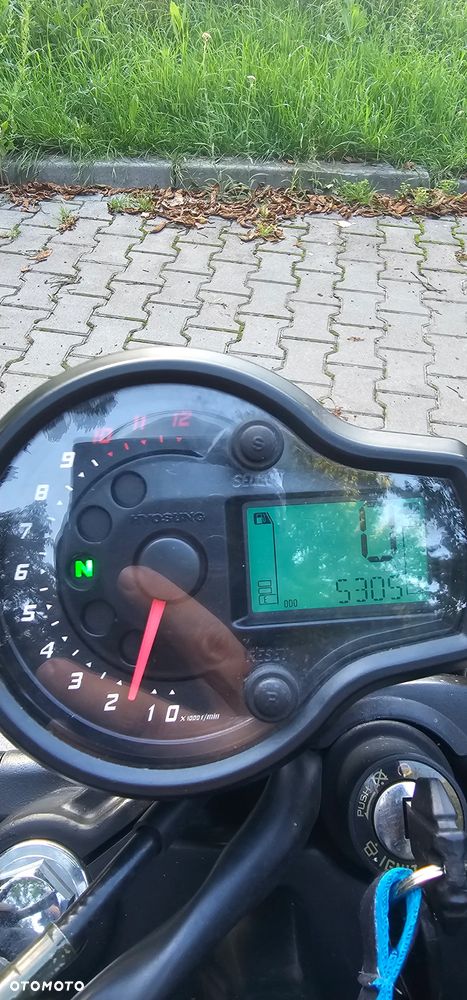 Hyosung GV - 3