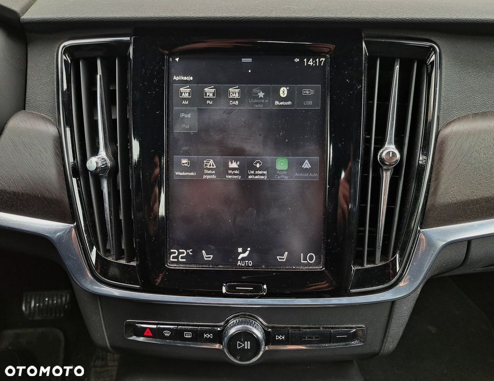 Volvo V90 Cross Country - 18