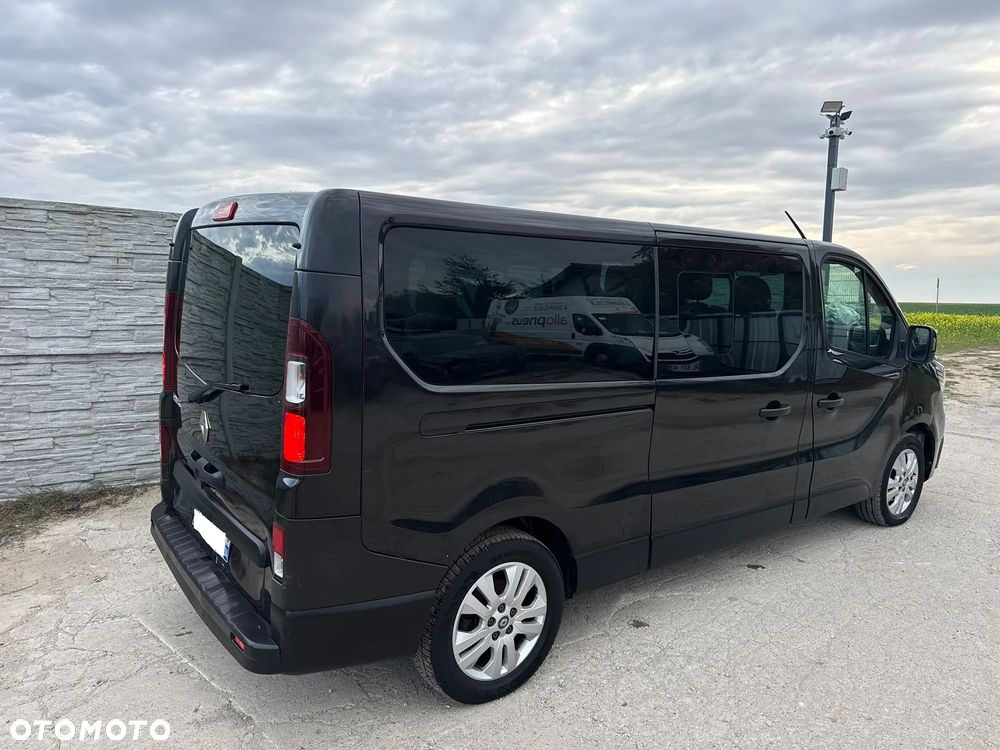 Renault Trafic 2.0 dCi EDC - 6