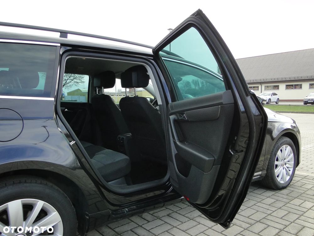 Volkswagen Passat 2.0 TDI BlueMotion Technology Highline - 12