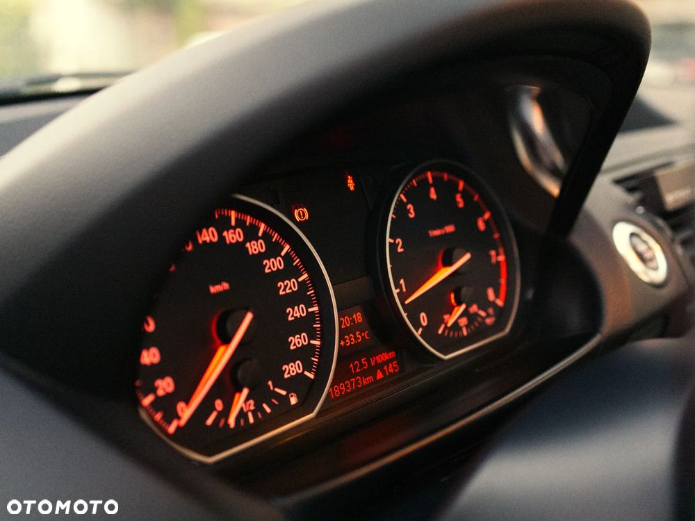 BMW Seria 1 135i Edition Sport - 16