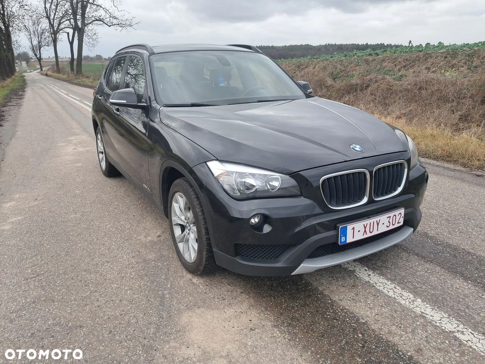 BMW X1 sDrive16d xLine - 12