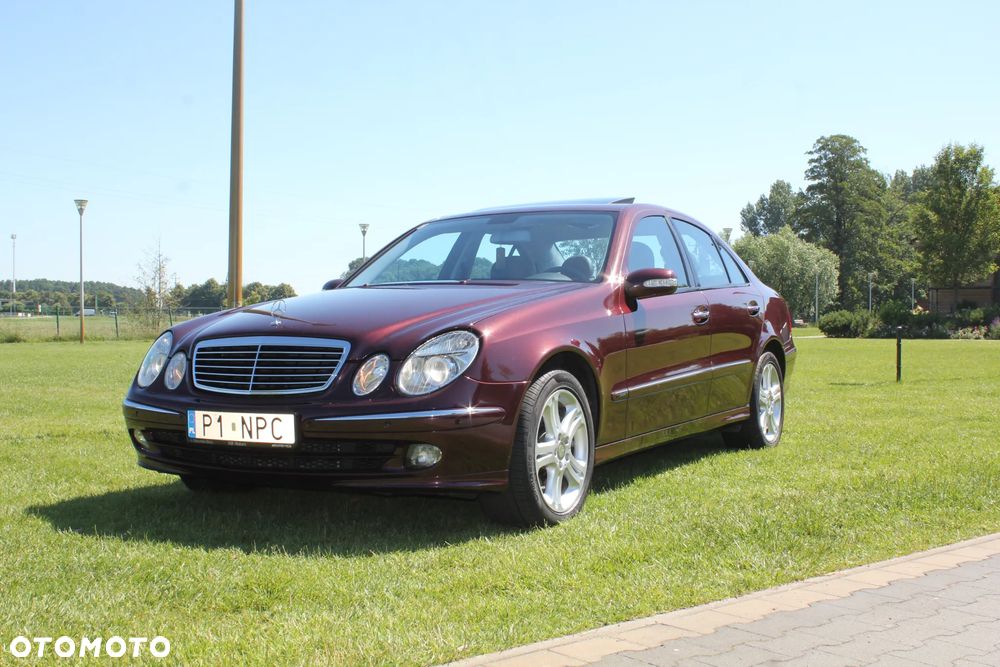 Mercedes-Benz Klasa E 500 4Matic Automatik Avantgarde - 9