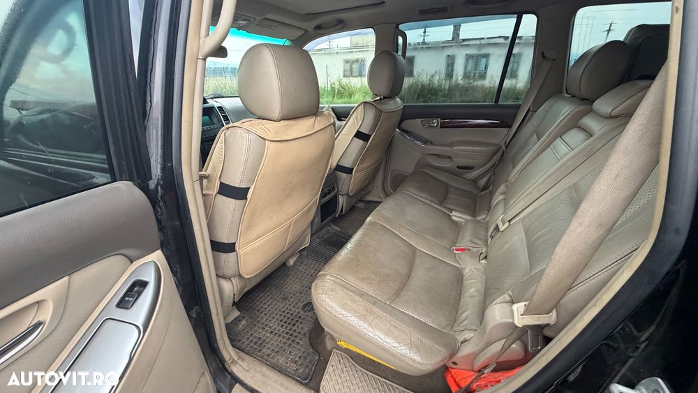 Toyota Land Cruiser 3.0 TD-4D Aut VX - 15