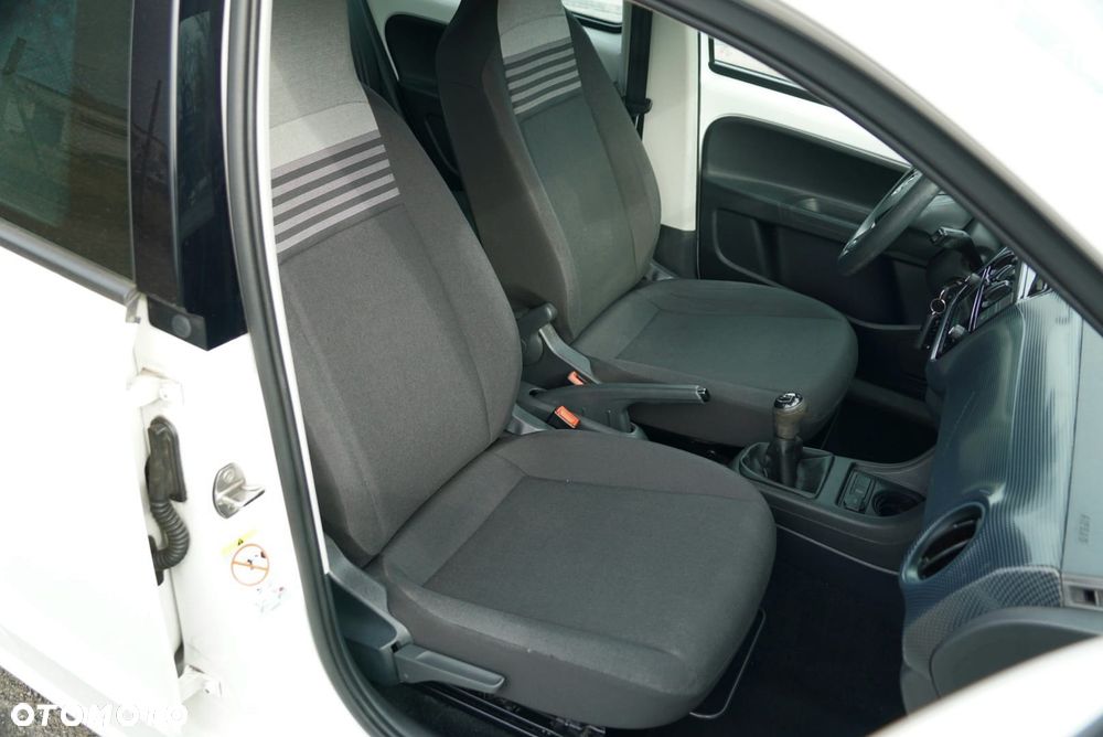 Volkswagen up! - 7