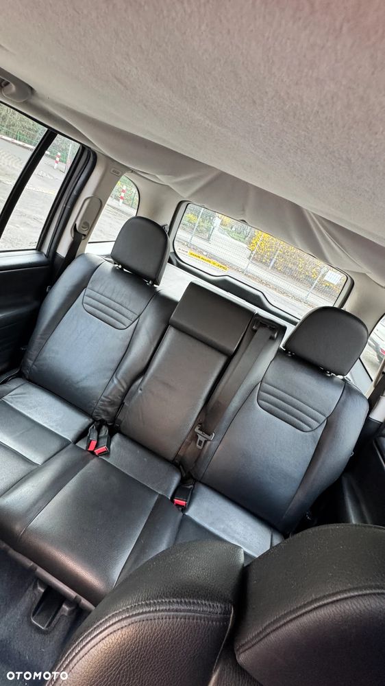Opel Zafira - 9