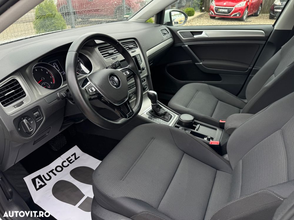 Volkswagen Golf 1.2 TSI BlueMotion Technology DSG Comfortline - 10
