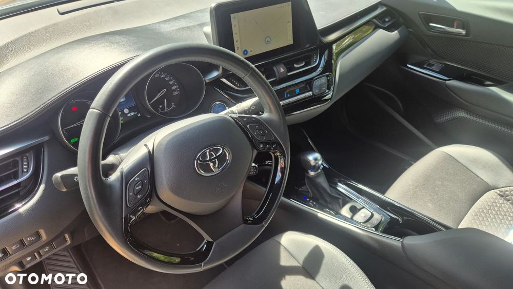 Toyota C-HR - 9