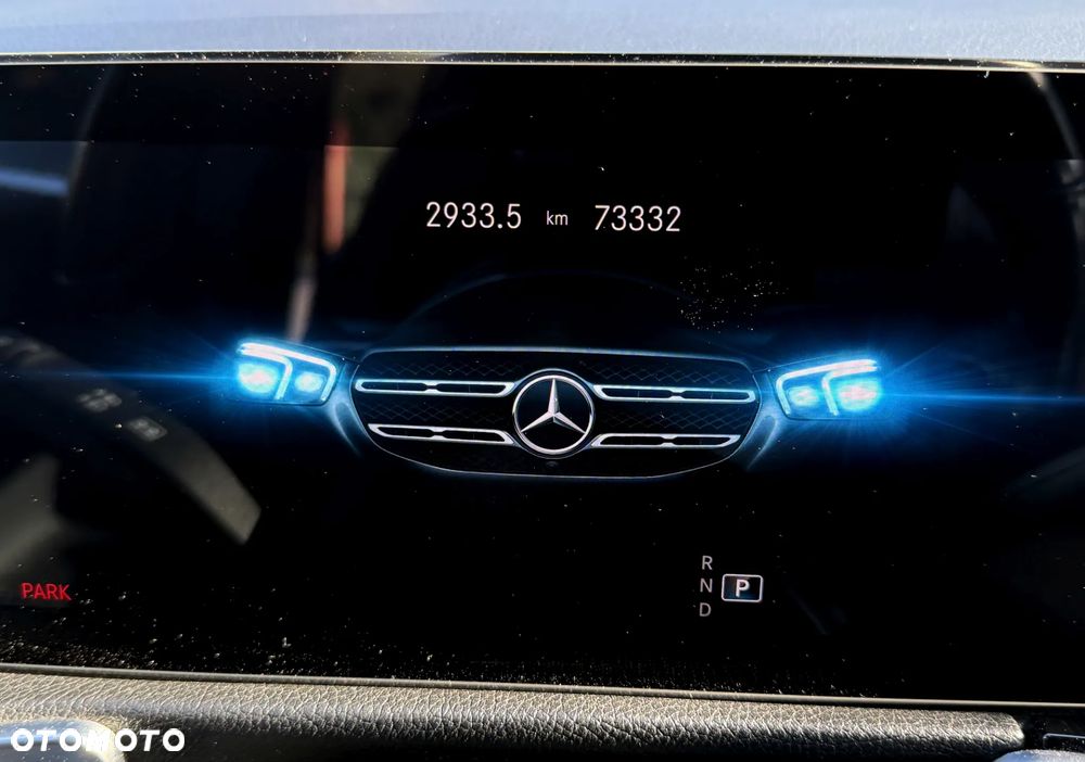 Mercedes-Benz GLB 250 4Matic 8G-DCT - 17