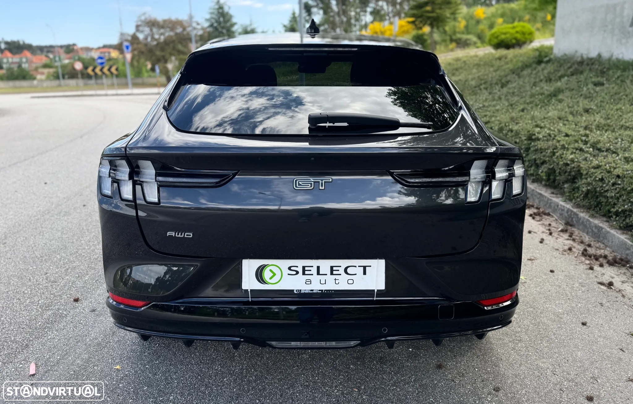 Ford Mustang Mach-E 98.7 kWh GT AWD - 9