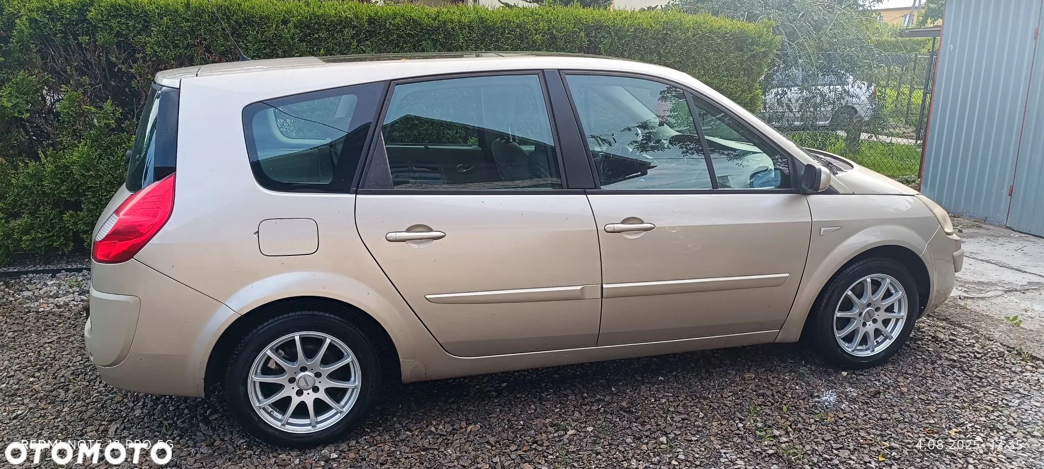 Renault Scenic - 1