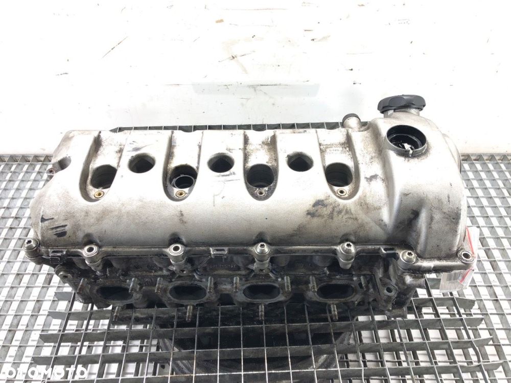 GŁOWICA PRAWY  PORSCHE CAYENNE (9PA) 2002 - 2010 S 4.5 250 kW [340 KM] benzyna 2002 - 2007 - 1