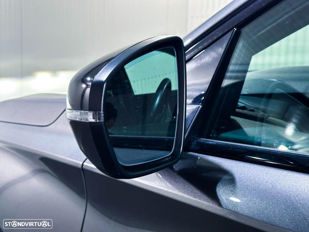 DS DS7 Crossback E-Tense Performance Line EAT8 - 16