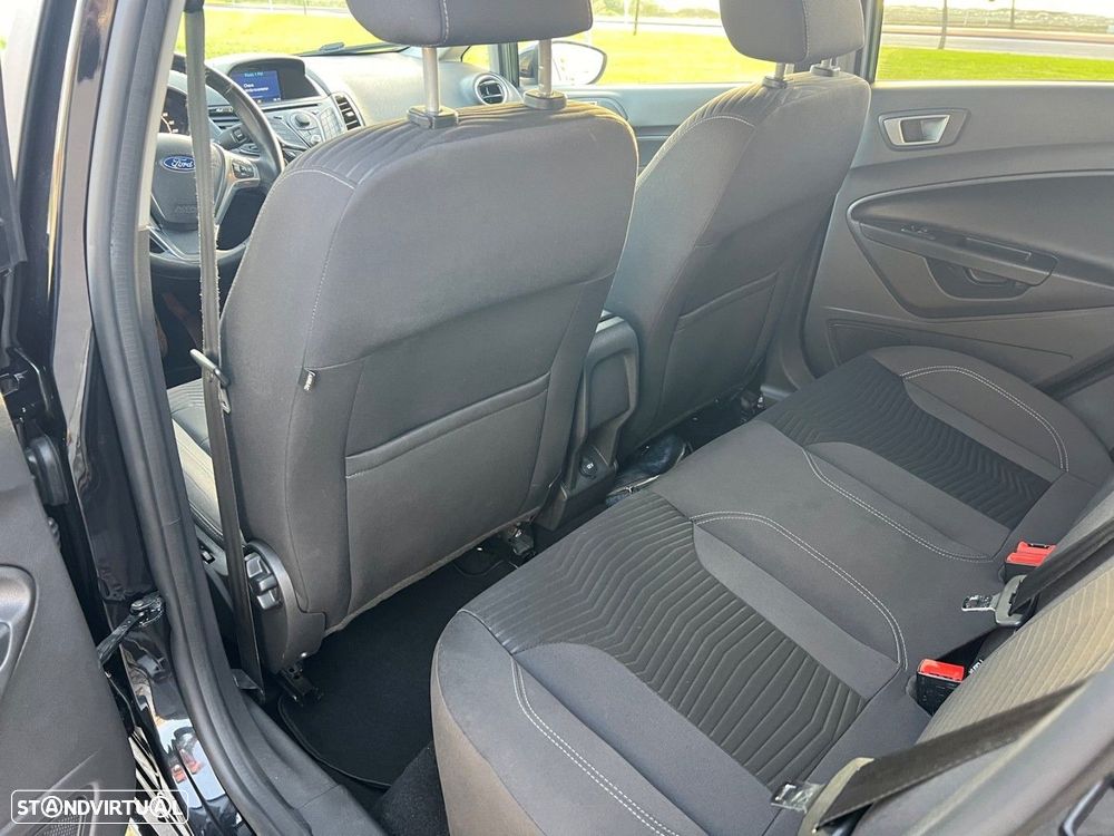 Ford Fiesta 1.0 EcoBoost Titanium Aut. - 25