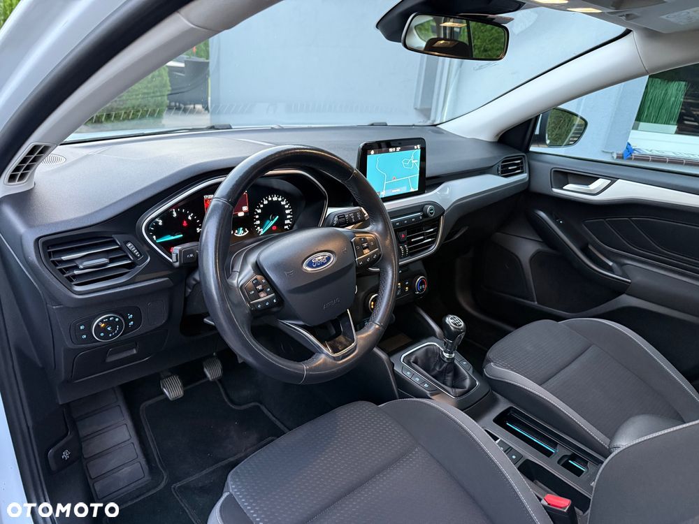 Ford Focus Turnier 1.5 EcoBlue Start-Stopp-System TREND - 10