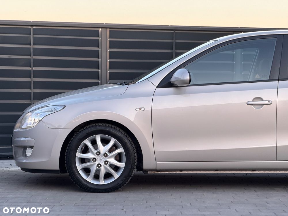 Hyundai i30 1.6 CRDi Premium - 29