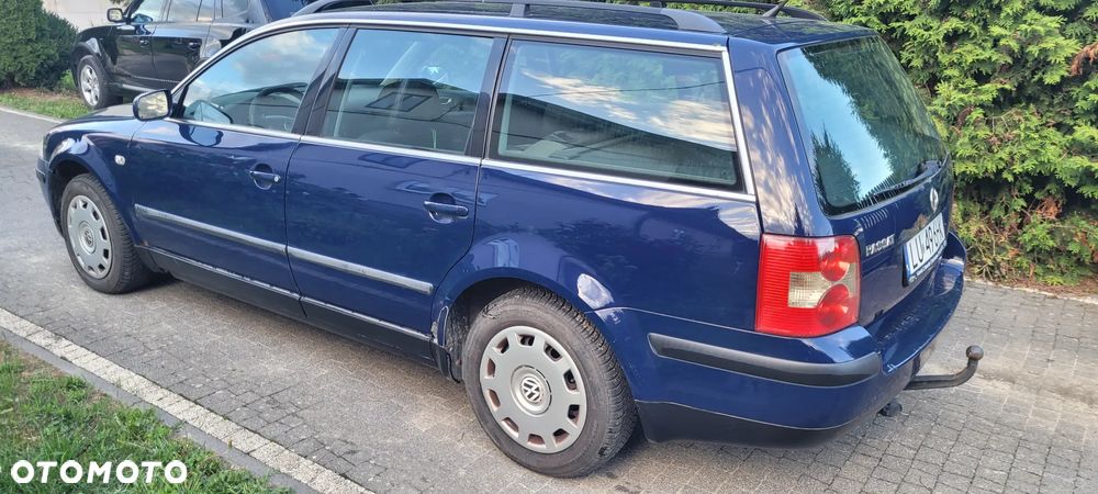 Volkswagen Passat 1.6 Comfortline - 5