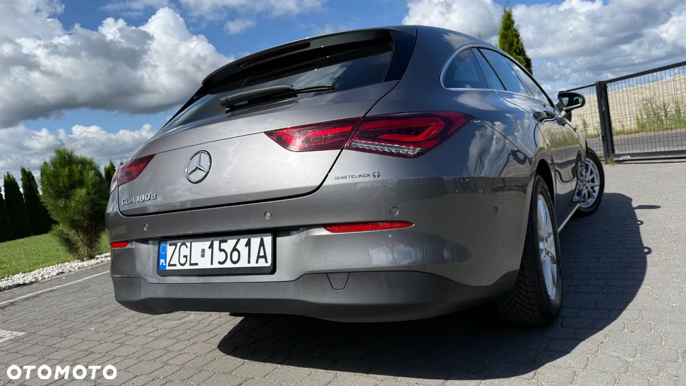Mercedes-Benz CLA 180 d 8G-DCT Edition 2021 - 4