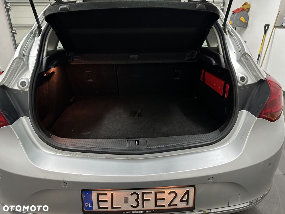 Opel Astra 1.4 T Enjoy EU6 - 7