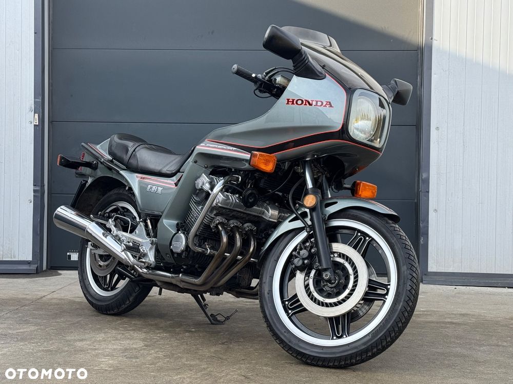 Honda CBX - 26