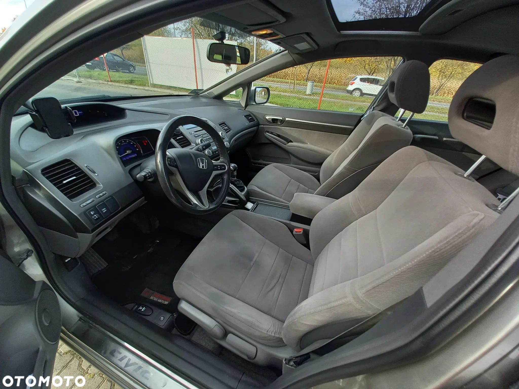 Honda Civic 1.8 Executive - 6