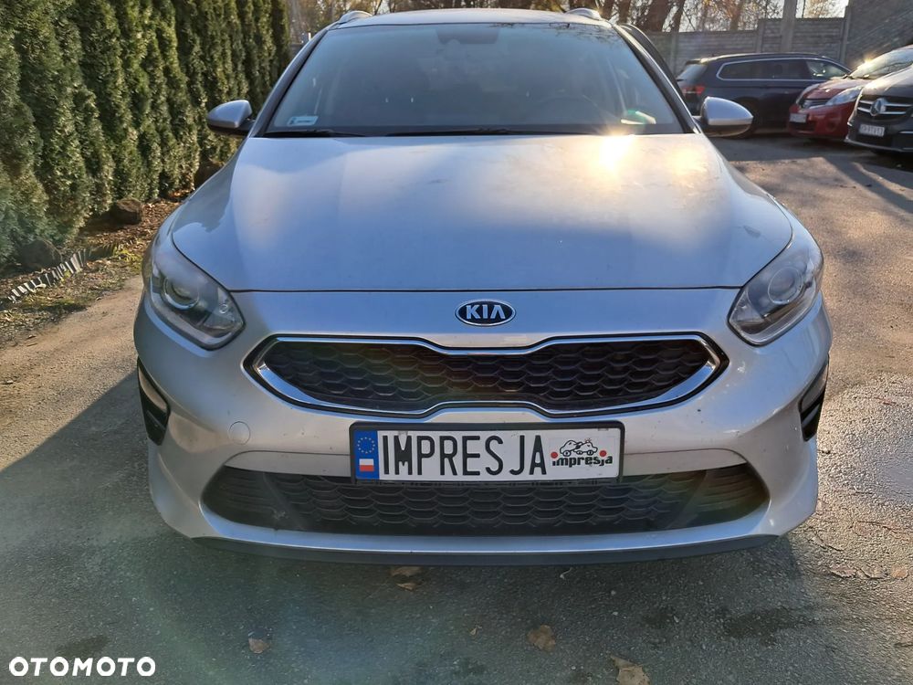 Kia Ceed - 12