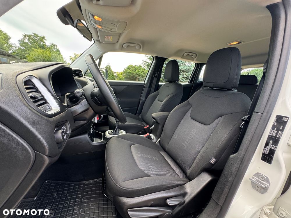 Jeep Renegade 1.6 E-TorQ Longitude - 32