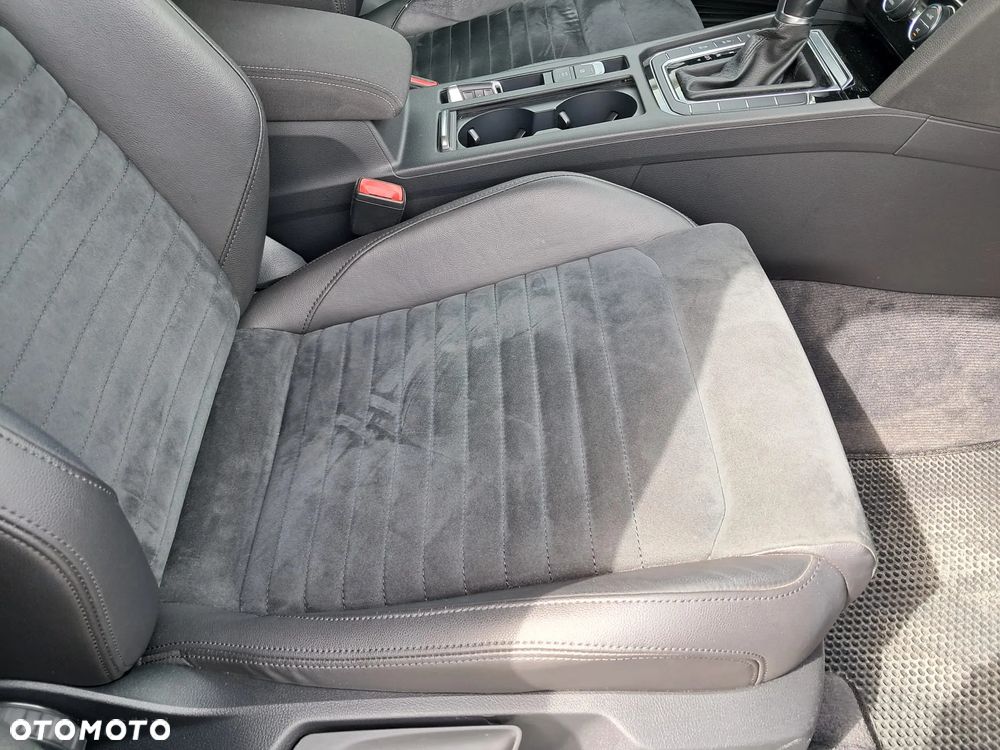 Volkswagen Passat 2.0 TDI BMT Highline DSG - 26