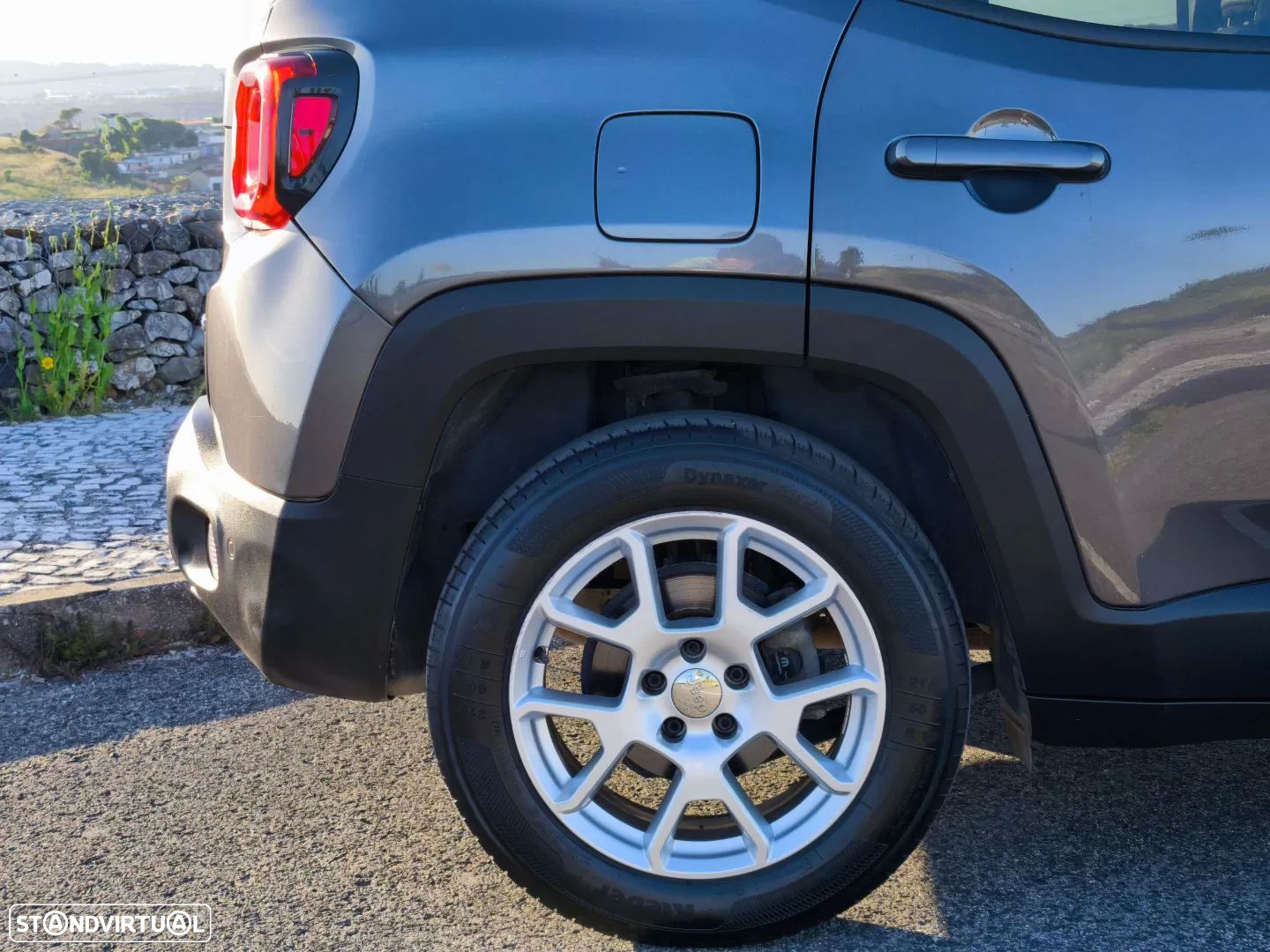 Jeep Renegade 1.3 T-GDI Auto Limited - 28