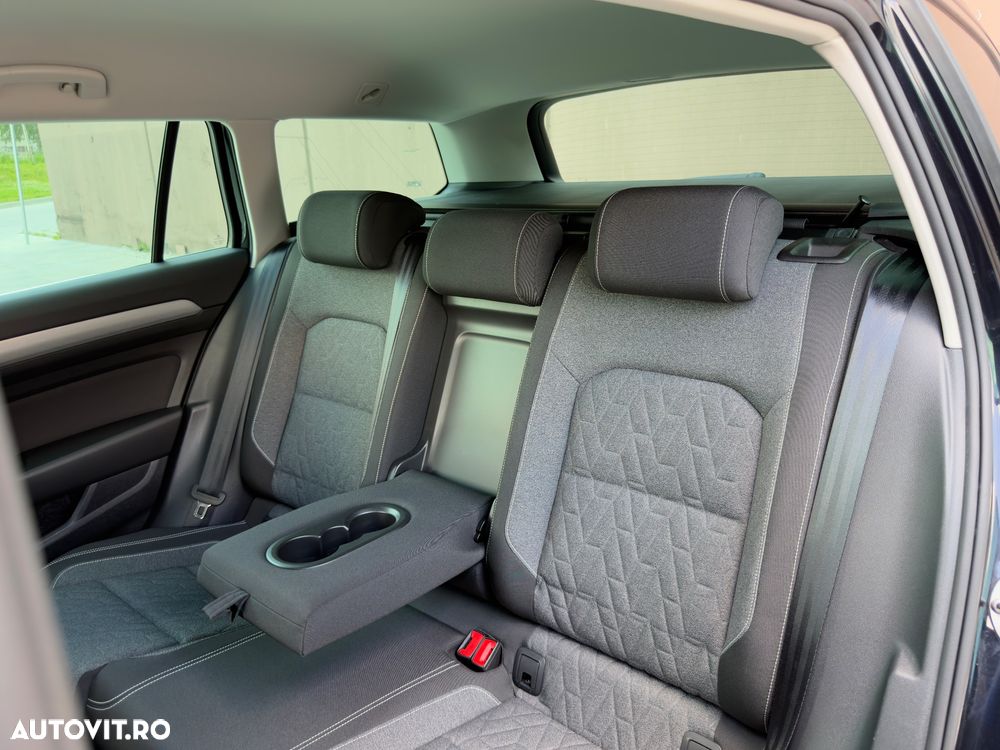 Volkswagen Passat 2.0 TDI SCR DSG Business - 26