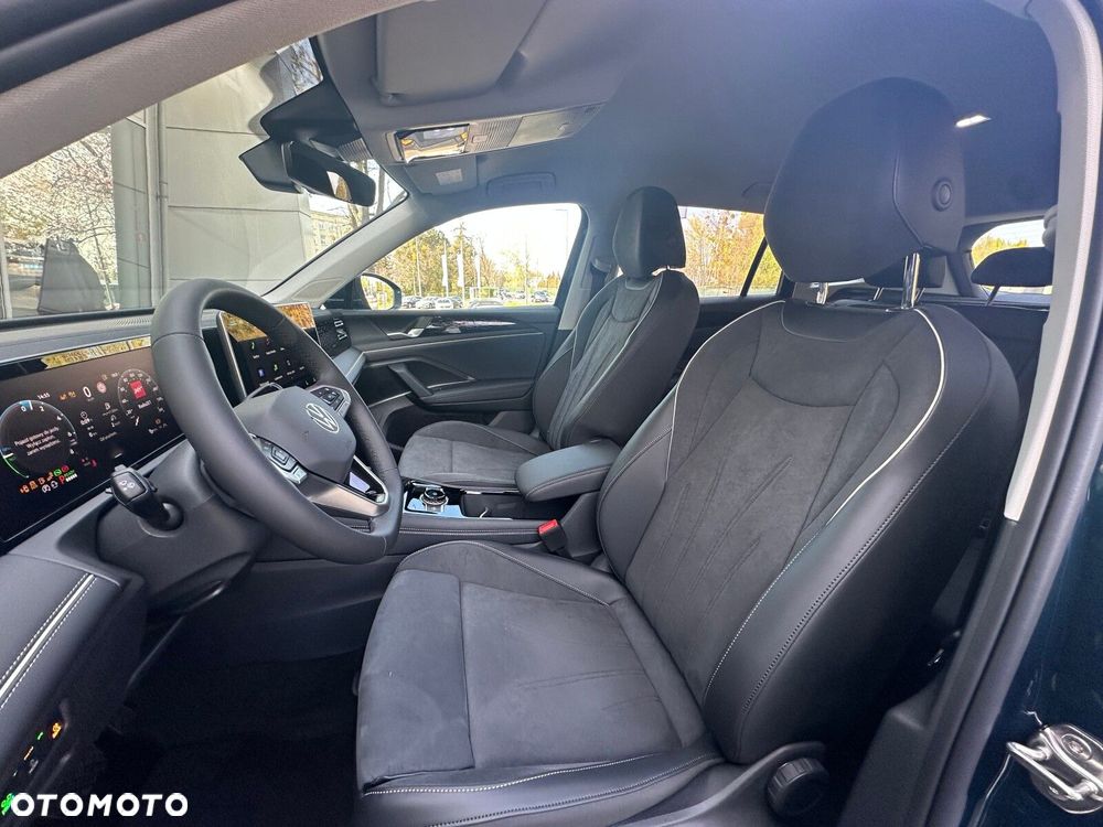 Volkswagen Tiguan - 13