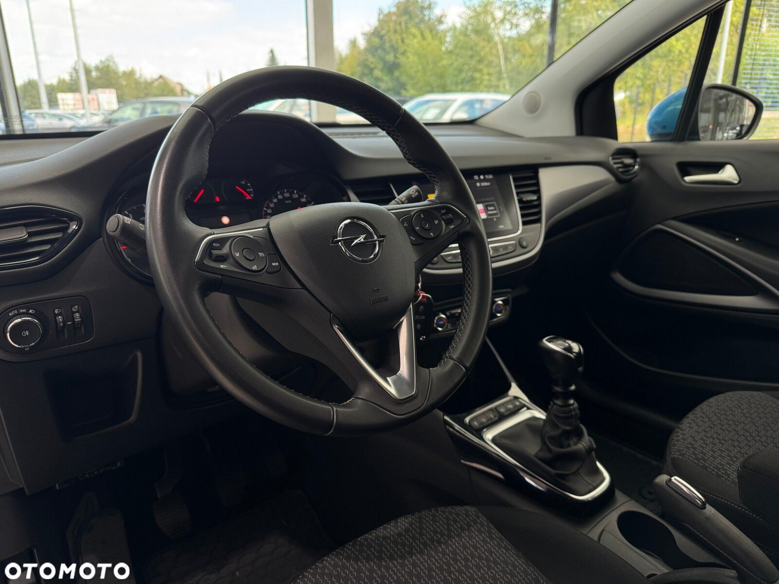 Opel Crossland X - 8