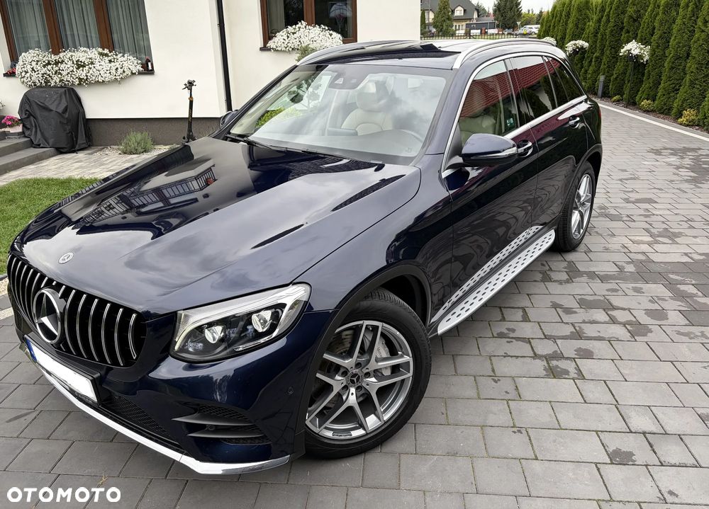 Mercedes-Benz GLC - 25