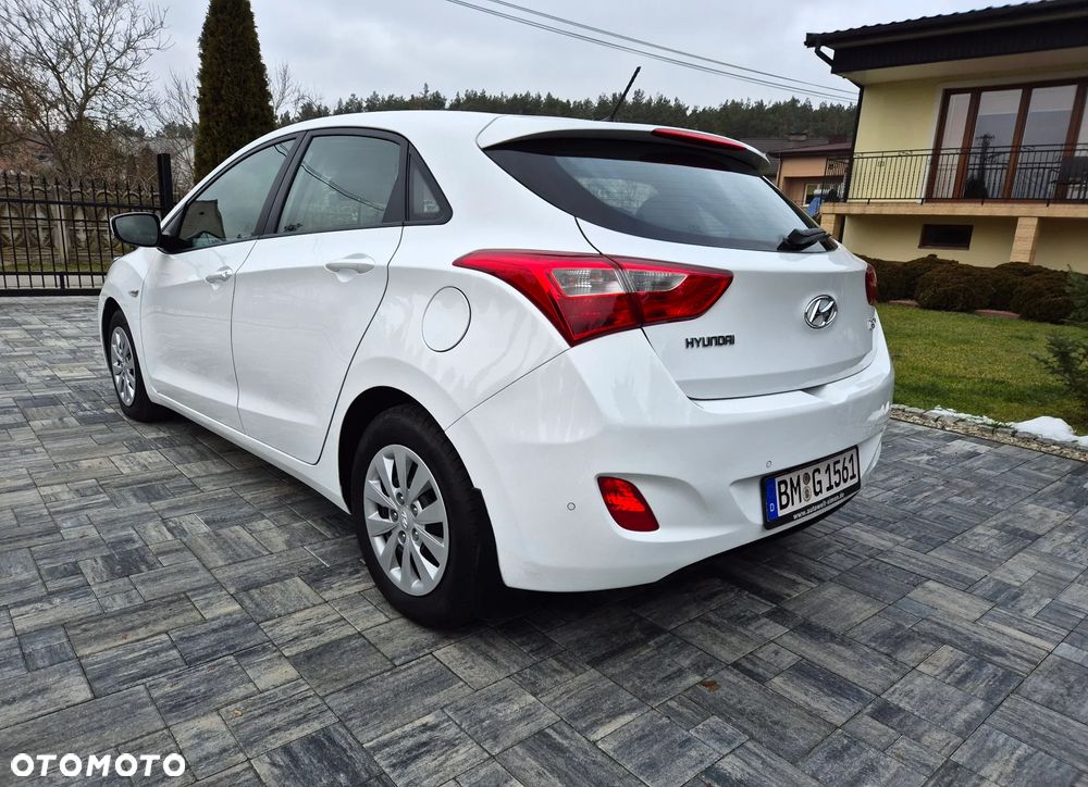 Hyundai i30 blue 1.6 CRDi Classic - 7