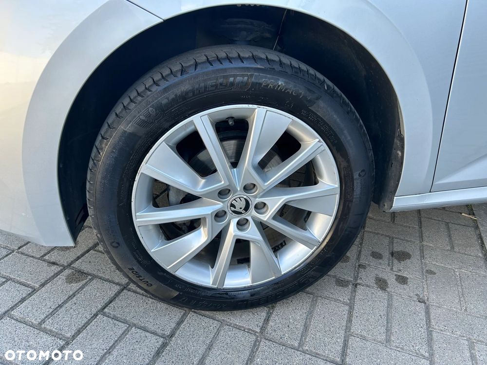 Skoda Kamiq 1.0 TSI Ambition - 4