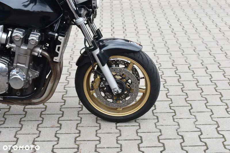 Honda CB - 11