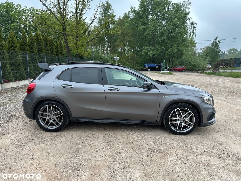 Mercedes-Benz GLA AMG 45 4Matic AMG Speedshift 7G-DCT - 11