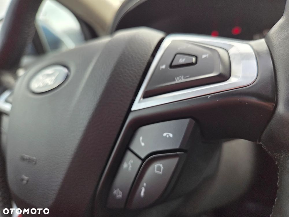 Ford Mondeo 1.5 EcoBoost Titanium - 36