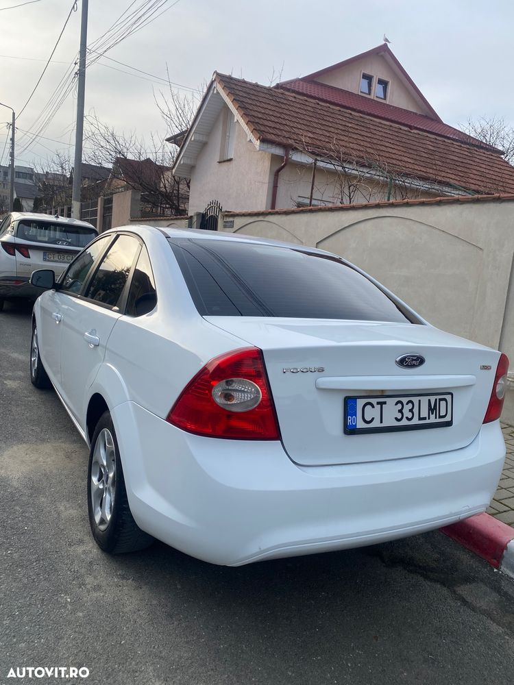 Ford Focus - 4