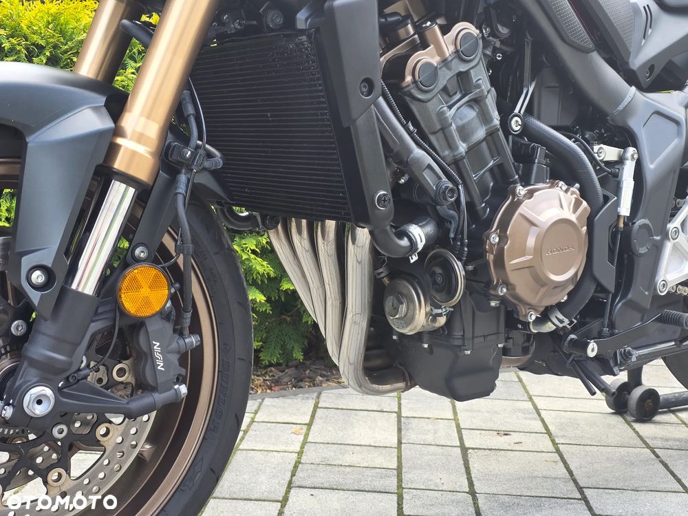 Honda CB - 26