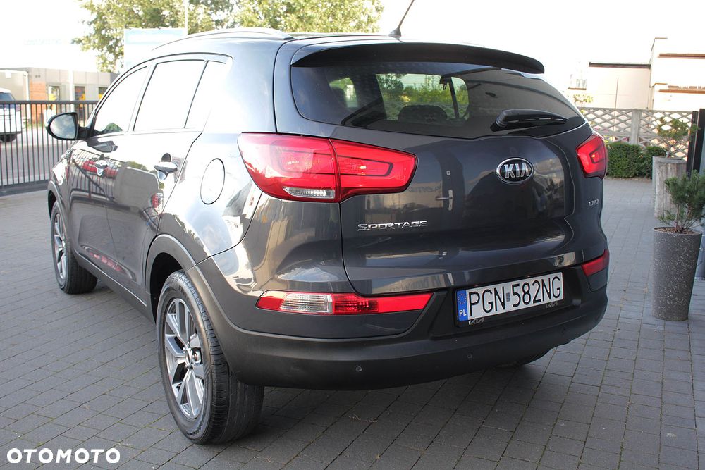 Kia Sportage 1.7 CRDI 2WD Edition 7 - 8