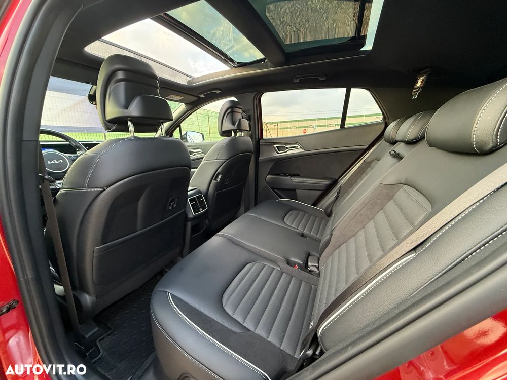 Kia Sportage 1.6 T-GDI HEV 6AT 4x4 GT Line - 35